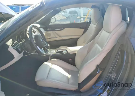 2011 BMW Z4 Sdrive30I z USA, uszkodzony, nr VIN WBALM5C52BE378443